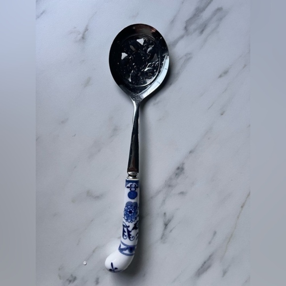 Sheffield England  Danube Porcelain Handle Slotted Onion 10” Serving Spoon